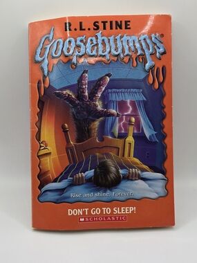 Goosebumps Don’t Go To Sleep RL Stine 1997 Scholastic Vintage Horror Book